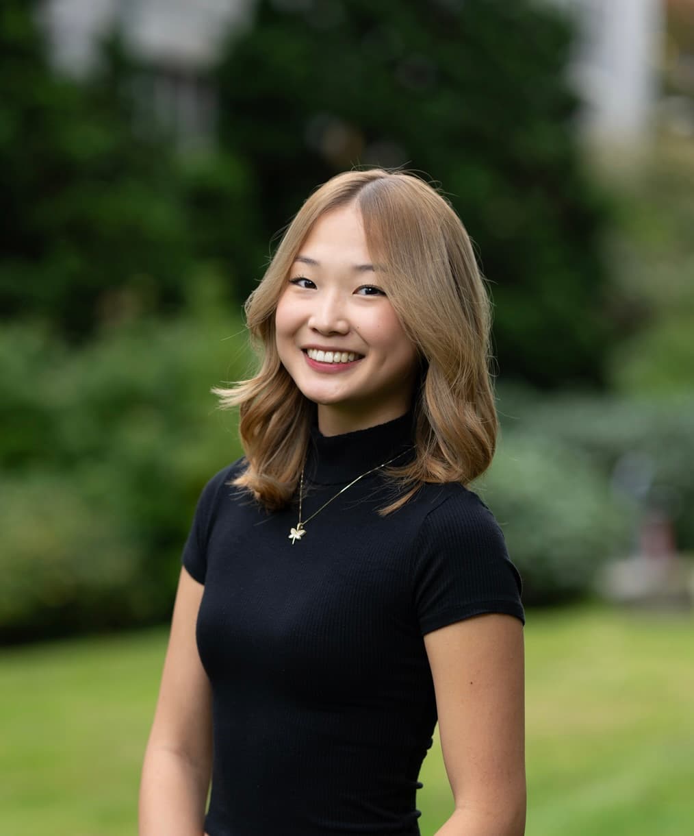 Angela Liu headshot