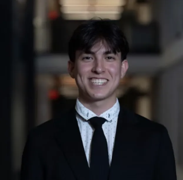 Shener Hasan headshot